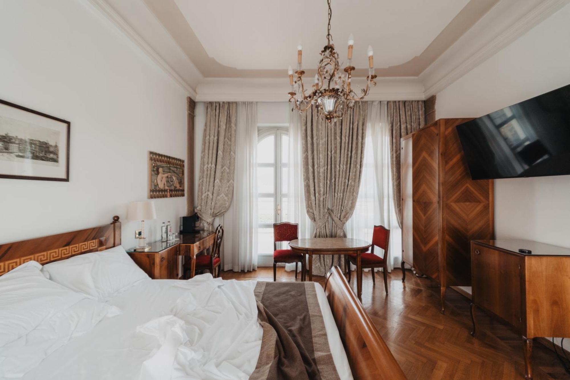 Hotel Vittoria Brescia Luaran gambar