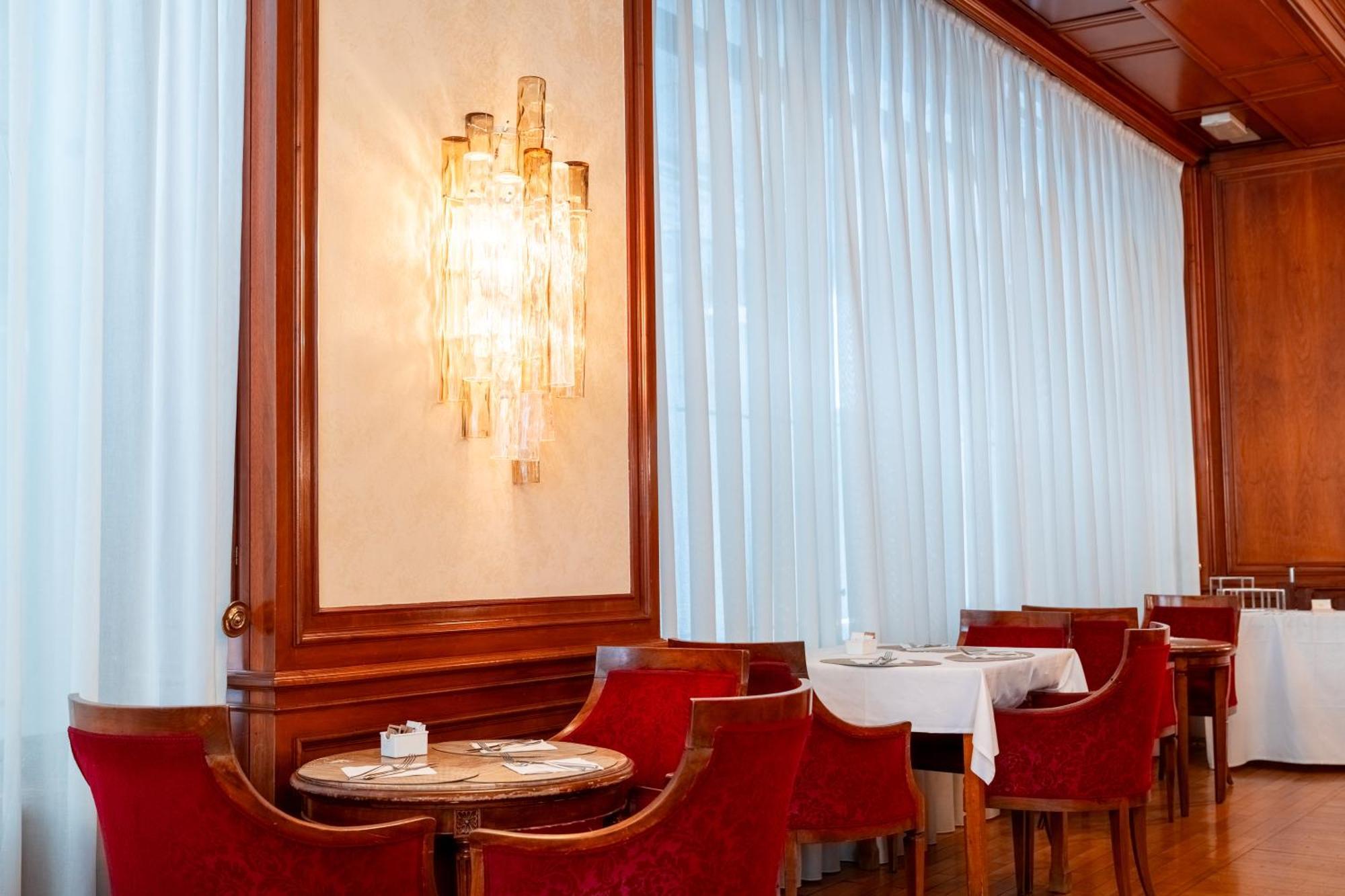Hotel Vittoria Brescia Luaran gambar