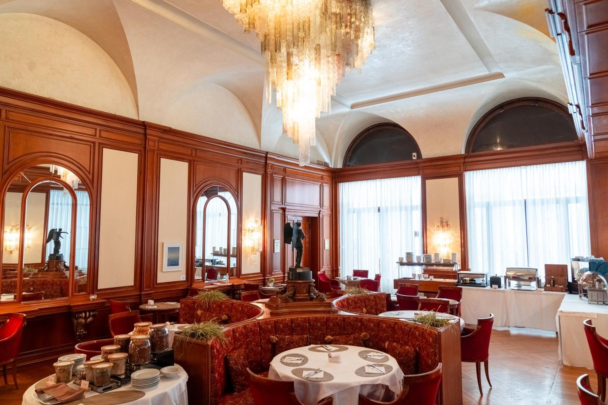 Hotel Vittoria Brescia Luaran gambar